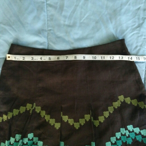 Ann Taylor LOFT, Linen Skirt, Size 0 Petite - Picture 2 of 7